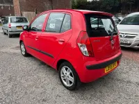 Used Hyundai i10 Style 77 HP (56 kW) 2009 Red Hatchback