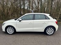 Used Audi A1 Sport 86 HP (63 kW) 2013 White Hatchback