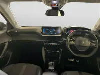 Second-hand Peugeot e-2008 Allure+ 100 kW (136 CP) 2022 Portocaliu SUV