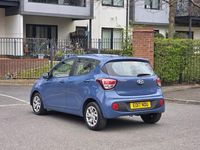 Used Hyundai i10 SE 83 HP (61 kW) 2017 Blue Hatchback