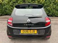 Used Renault Twingo Dynamique 90 HP (66 kW) 2016 Black Hatchback