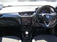 Begagnad Vauxhall Corsa 2018 Svart Halvkombi
