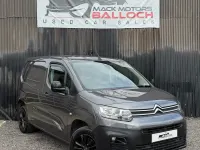 Used Citroën Berlingo 130 HP (95 kW) 2021 Grey MPV