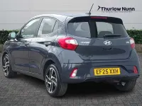 Gebraucht Hyundai i10 Premium 63 PS (46 kW) 2025 Grau Kleinwagen