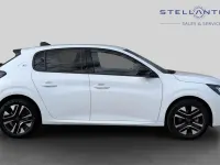 Nouă Peugeot e-208 Allure 113 kW (154 CP) 2026 Alb Hatchback