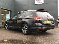 Used VW Passat SEL 150 HP (110 kW) 2022 Black Estate