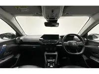 Used Citroën e-C4 Shine 100 kW (136 HP) 2022 White Hatchback