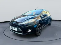 Begagnad Ford Fiesta Zetec 2012 Svart Halvkombi