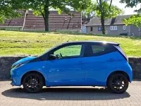 Used Toyota Aygo X-cite 68 HP (50 kW) 2016 Blue Hatchback