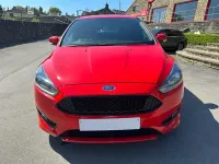 Used Ford Focus ST-Line 140 HP (102 kW) 2018 Red Hatchback