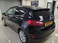 Usado Ford Fiesta Titanium 2018 Preto Citadino