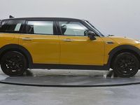 Used Mini Cooper Clubman 134 HP (98 kW) 2017 Orange Estate
