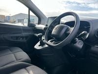 Usado Citroën Berlingo 100 HP (73 kW) 2023 Branco Monovolume