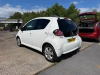 Used Toyota Aygo 68 HP (50 kW) 2012 White Hatchback