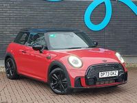 Używany Mini Cooper Premium 136 KM (100 kW) 2023 Czerwony Hatchback