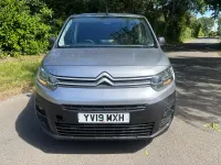 Used Citroën Berlingo Start 100 HP (73 kW) 2019 Grey MPV