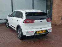 Used Kia Niro 2017 White SUV