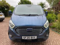 Used Ford Tourneo Titanium 130 HP (95 kW) 2020 Colbolt blue metallic MPV