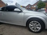 Used Vauxhall Astra SRi 178 HP (130 kW) 2011 Silver Hatchback