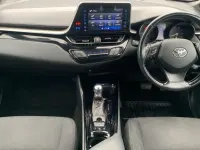 Begagnad Toyota C-HR Edition 120 HK (88 kW) 2018 Röd SUV