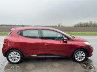 Used Renault Clio IV Dynamique 75 HP (55 kW) 2016 Red Hatchback