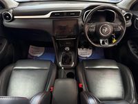 Used MG ZS Exclusive 106 HP (77 kW) 2022 Blue SUV