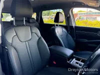 Used Kia Sorento 2025 White SUV