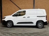 Used Peugeot Partner Premium 131 HP (96 kW) 2022 White MPV