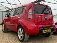 Used Kia Soul 126 HP (92 kW) 2009 Red SUV