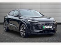Begagnad Audi Q6 e-tron Advanced 284 kW (387 HK) 2025 Svart SUV