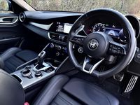 Used Alfa Romeo Giulia Veloce 280 HP (205 kW) 2023 Red Sedan