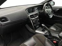 Used Volvo V40 R-Design 118 HP (86 kW) 2017 Silver Hatchback