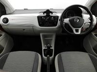 Used VW up! Beats 60 HP (44 kW) 2017 Red Hatchback
