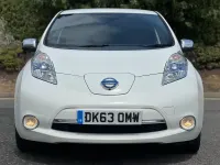 Used Nissan Leaf Tekna 80 kW (109 HP) 2013 White Hatchback