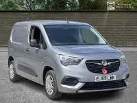 Używany Vauxhall Combo Sportive 110 KM (80 kW) 2019 Szary Minivan