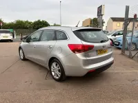 Used Kia Ceed 128 HP (94 kW) 2013 Silver Hatchback