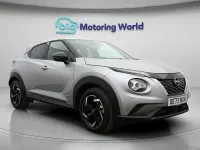 Usado Nissan Juke N-Connecta 143 HP (105 kW) 2023 Prateado SUV