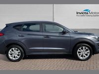 Usado Hyundai Tucson SE 132 CV (97 kW) 2020 Gris SUV