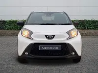 New Toyota Aygo X 72 HP (52 kW) 2025 White SUV
