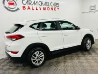 Used Hyundai Tucson SE 177 HP (130 kW) 2018 White SUV