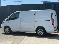 Used Ford Transit Custom Limited 130 HP (95 kW) 2023 White Van