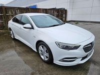 Used Vauxhall Insignia SRi 2017 White Hatchback