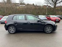 Used VW Golf VII SE 130 HP (95 kW) 2019 Black Hatchback