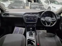 Usado VW Tiguan Allspace S 150 HP (110 kW) 2023 Cinzento SUV