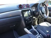 Used Suzuki Vitara 140 HP (102 kW) 2016 Red SUV