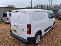 Used Citroën Berlingo 75 HP (55 kW) 2021 White MPV