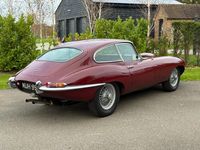 Usado Jaguar E-Type 265 CV (194 kW) 1968 Marrón Coupe