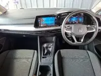 Used VW Golf VIII Life 150 HP (110 kW) 2024 White Hatchback