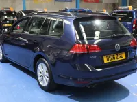 Used VW Golf VII SE 125 HP (91 kW) 2016 Blue Estate