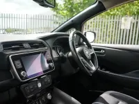 Begagnad Nissan Leaf Tekna 108 kW (147 HK) 2020 Vit Halvkombi
